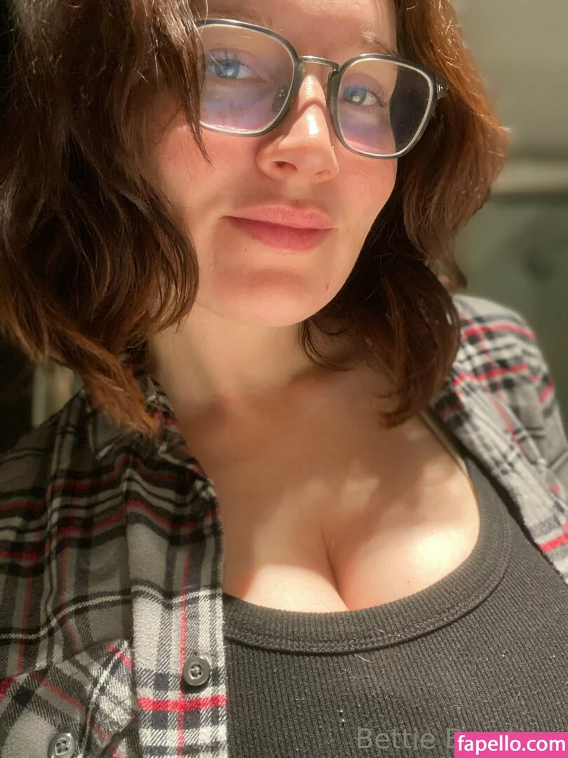 Bettie Bondage Onlyfans Photo Gallery 