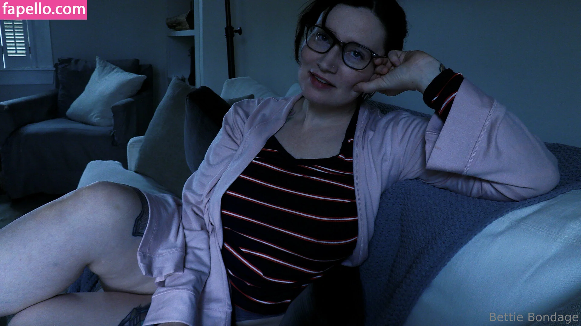 Bettie Bondage Onlyfans Photo Gallery 