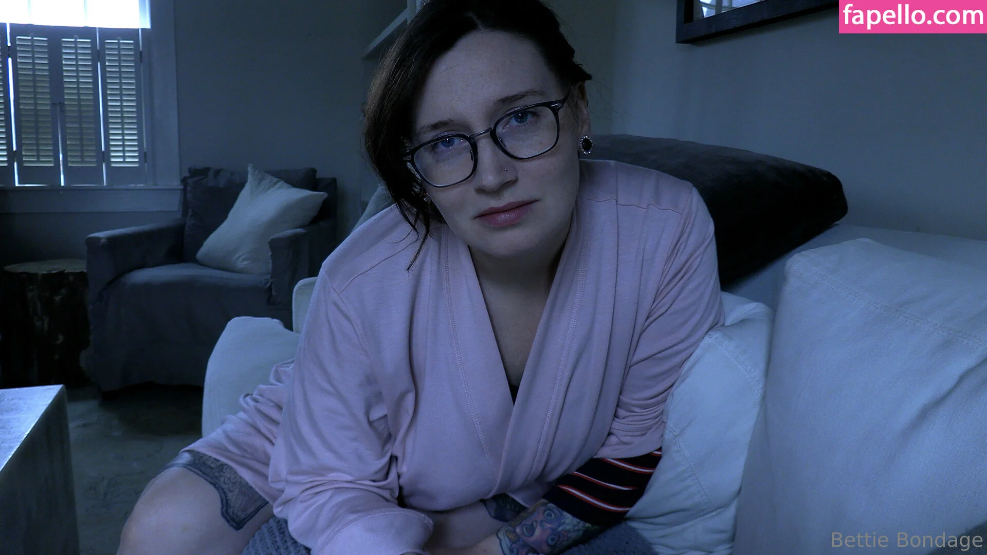 Bettie Bondage Onlyfans Photo Gallery 