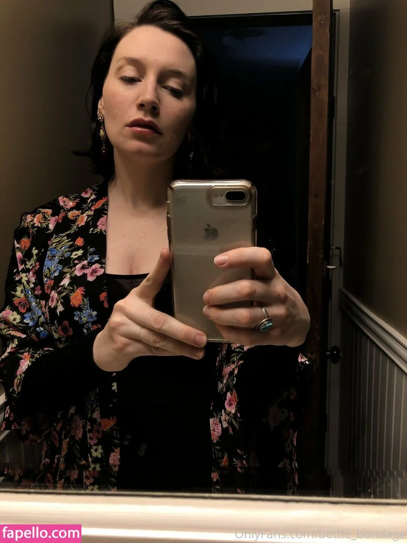 Bettie Bondage Onlyfans Photo Gallery 