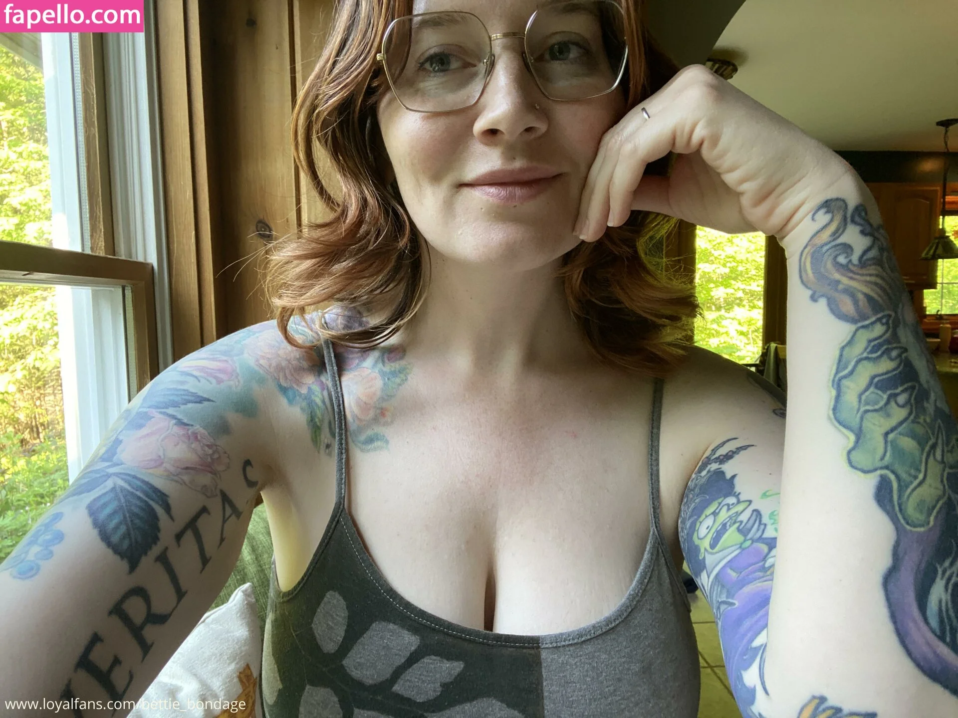 Bettie Bondage Onlyfans Photo Gallery 