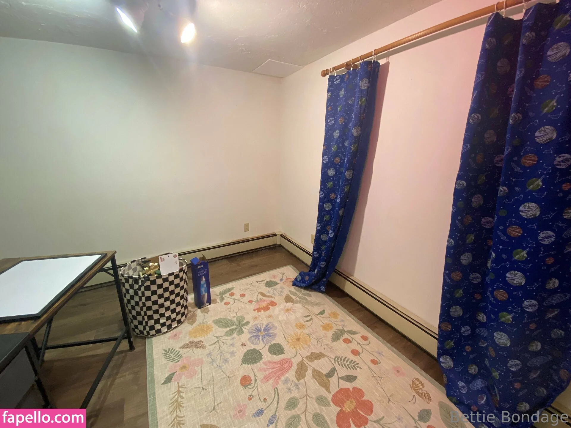 Bettie Bondage Onlyfans Photo Gallery 