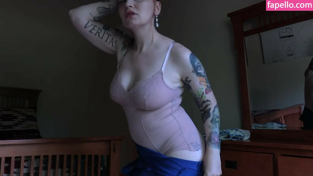 Bettie Bondage Onlyfans Photo Gallery 