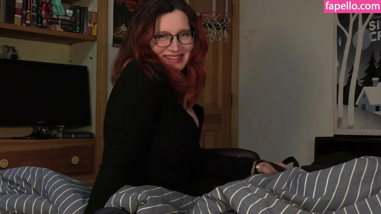 Bettie Bondage Onlyfans Photo Gallery 