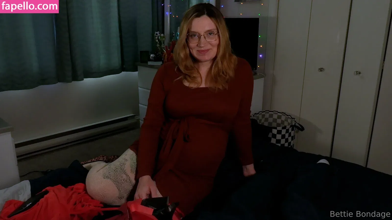 Bettie Bondage Onlyfans Photo Gallery 