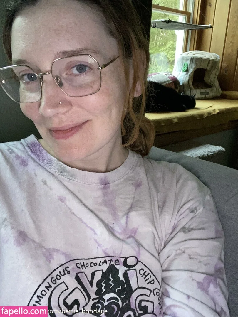 Bettie Bondage Onlyfans Photo Gallery 