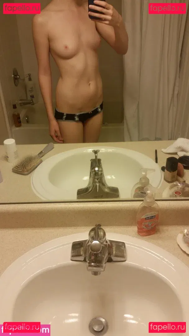 f0xing Onlyfans Photo Gallery 