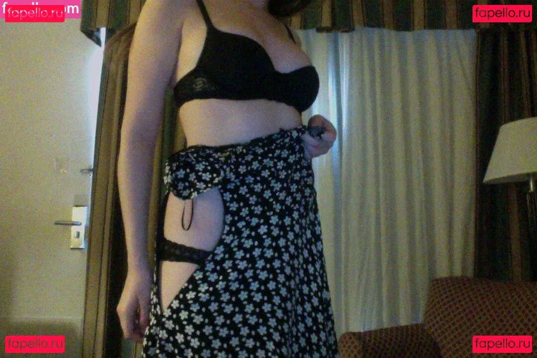 f0xing Onlyfans Photo Gallery 