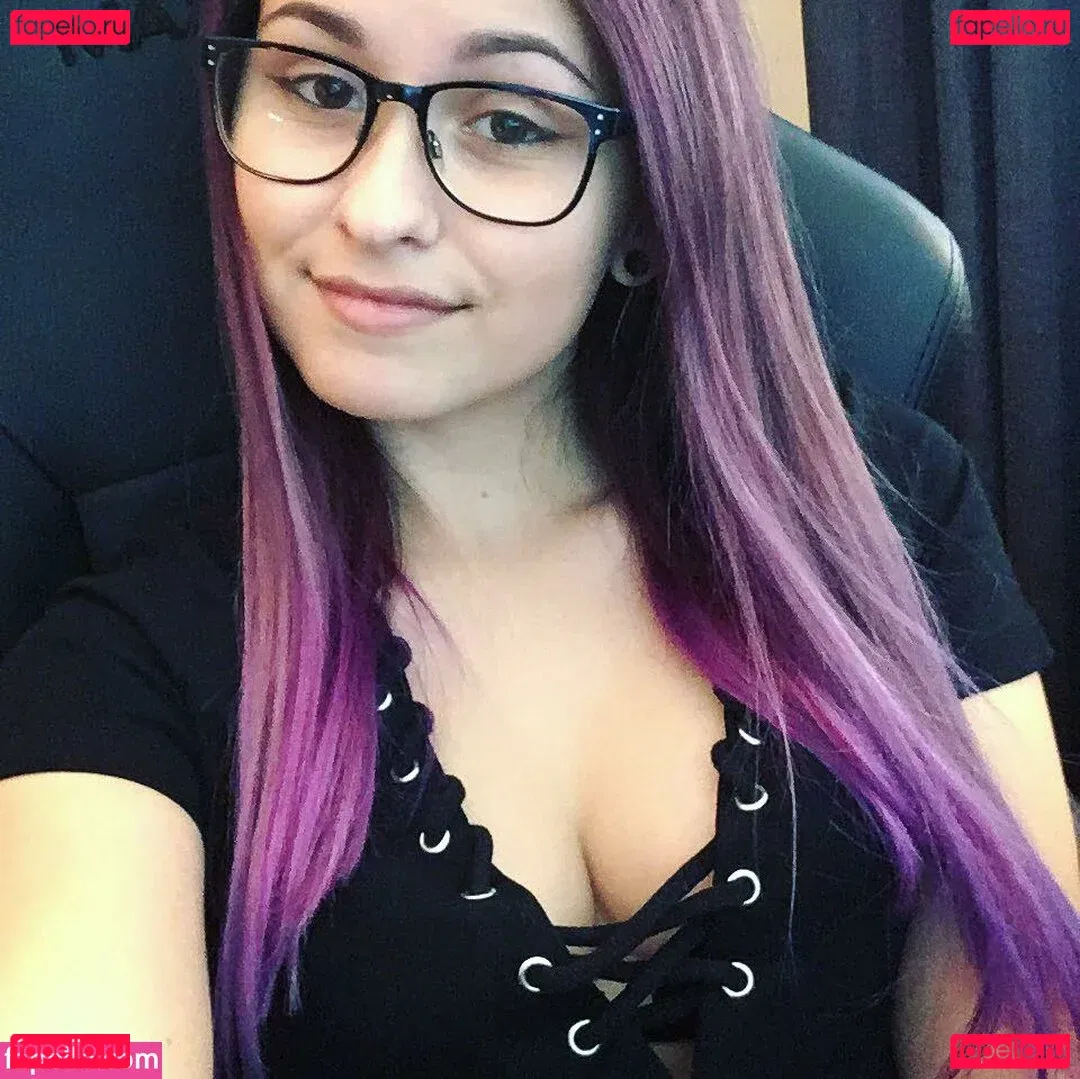 Wanjin Onlyfans Photo Gallery 