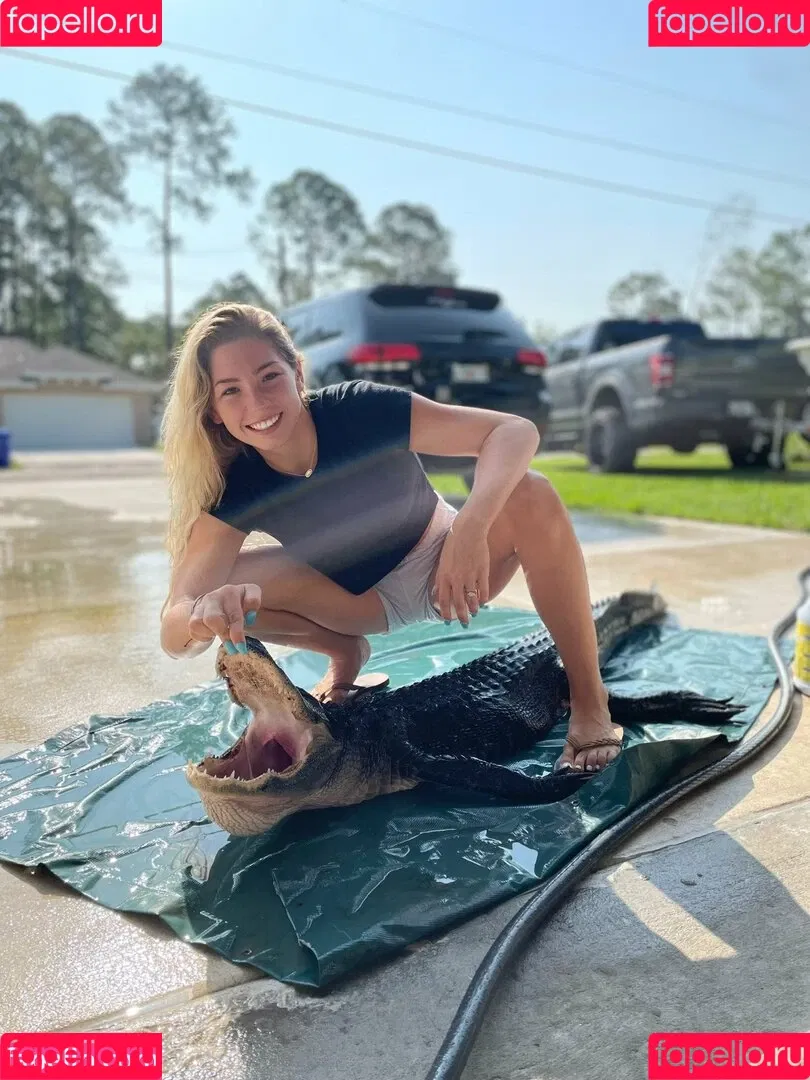 Truckgirlashley Onlyfans Photo Gallery 