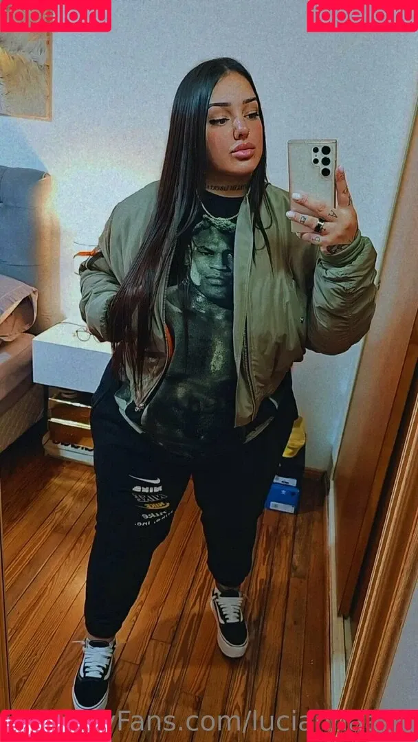 luciannaaaa Onlyfans Photo Gallery 