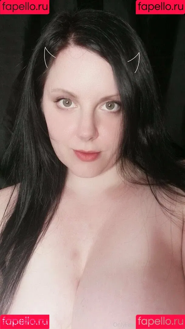 lunaceileste Onlyfans Photo Gallery 
