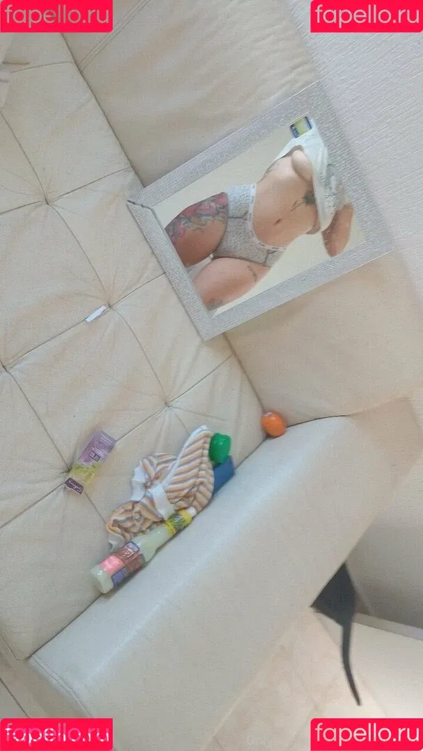 trippylittlehippi Onlyfans Photo Gallery 