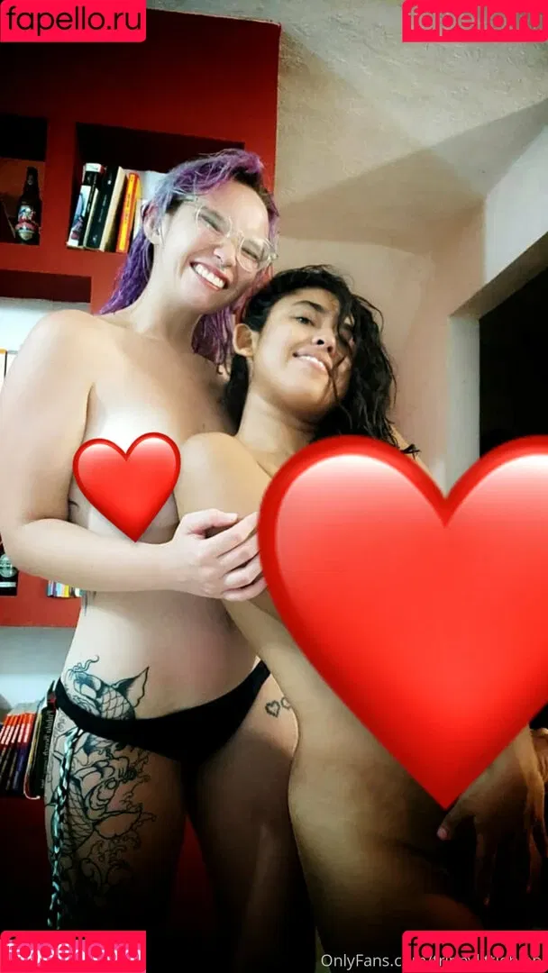 trippylittlehippi Onlyfans Photo Gallery 