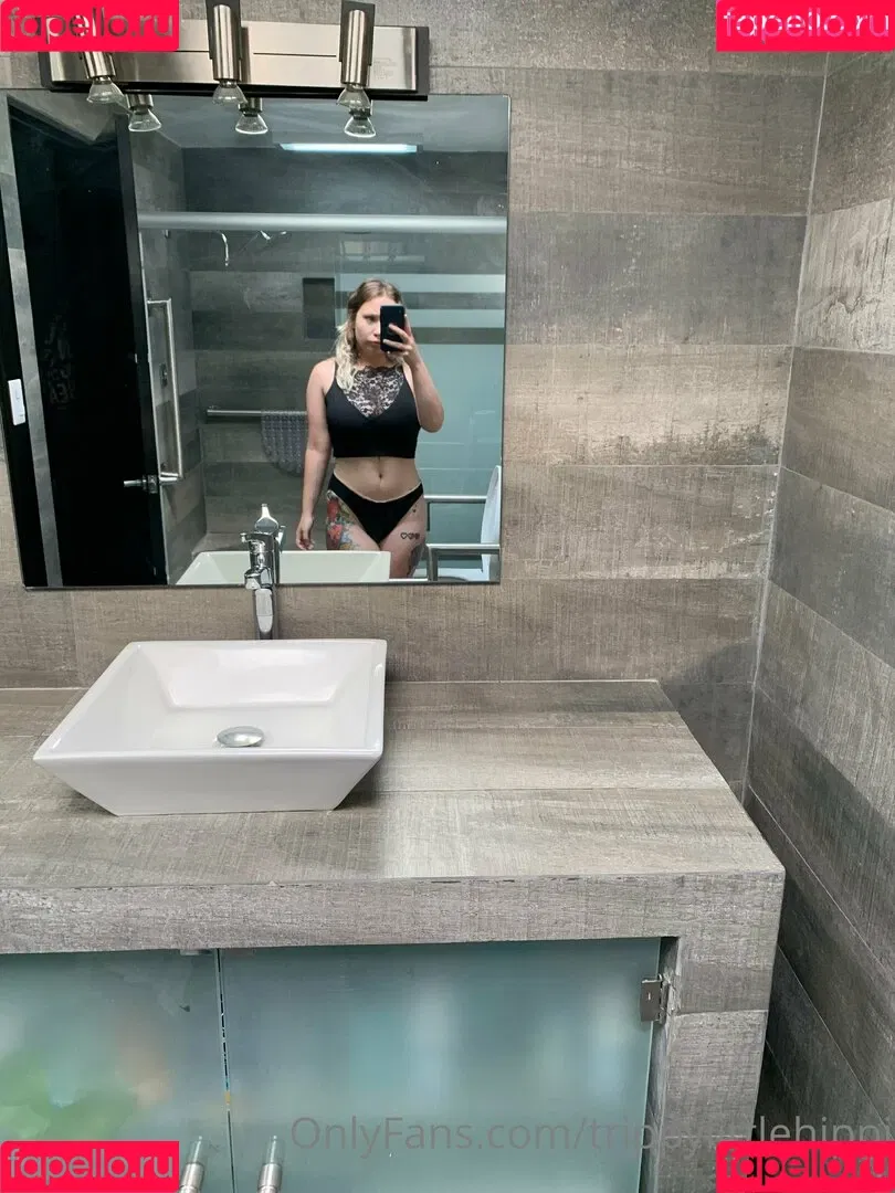 trippylittlehippi Onlyfans Photo Gallery 