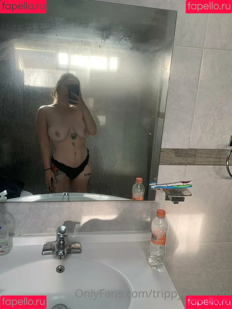 trippylittlehippi Onlyfans Photo Gallery 