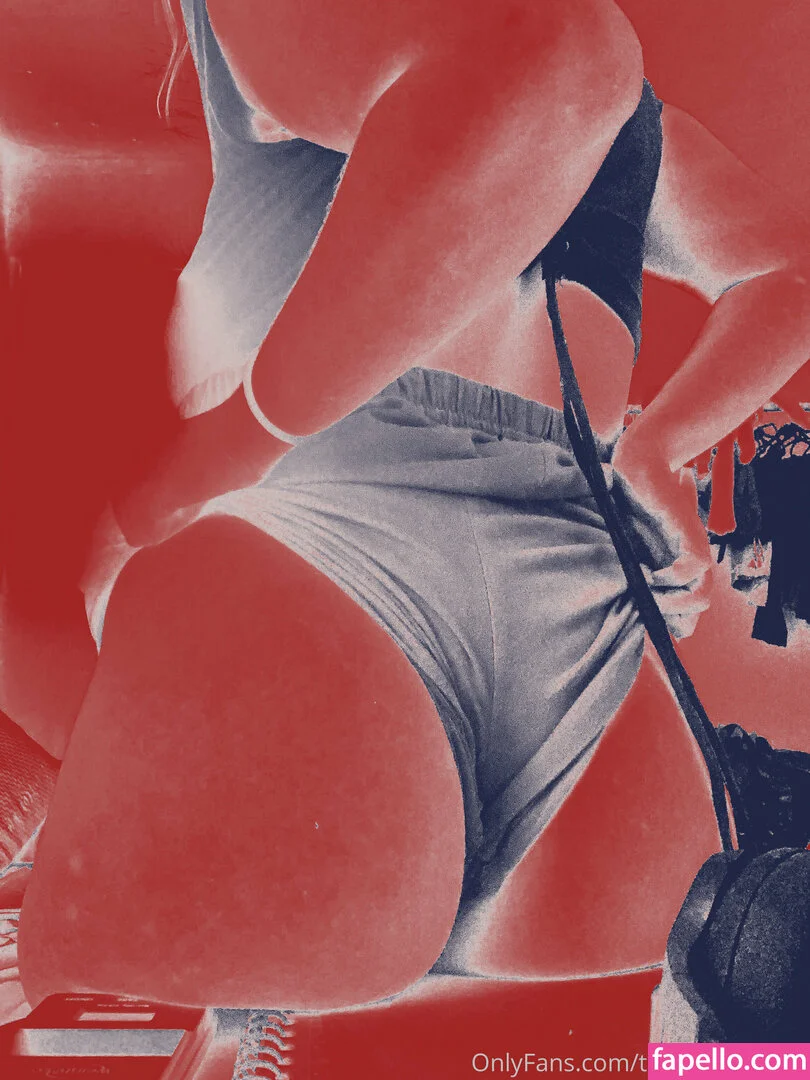 trippylittlehippi Onlyfans Photo Gallery 