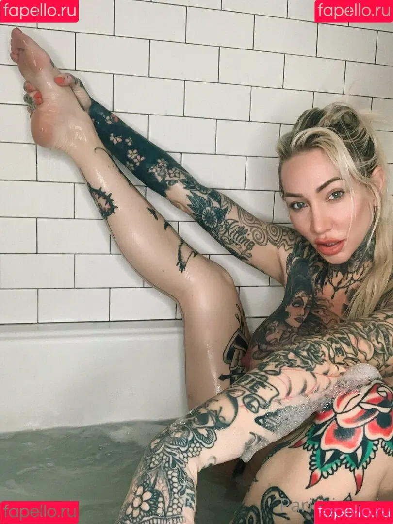 parisvipervip Onlyfans Photo Gallery 