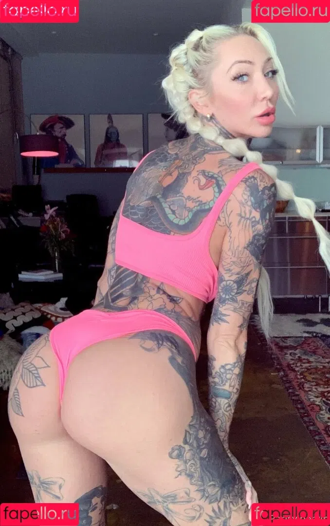 parisvipervip Onlyfans Photo Gallery 