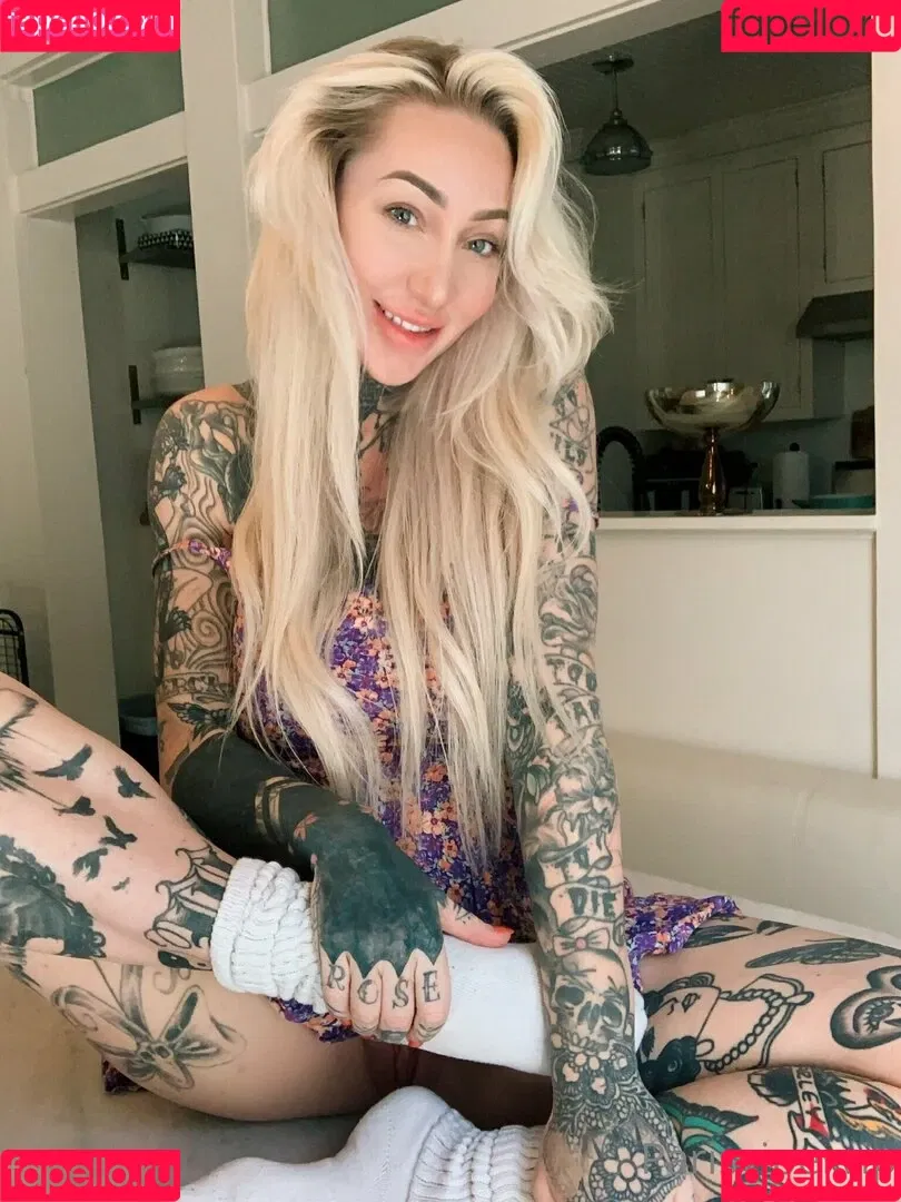 parisvipervip Onlyfans Photo Gallery 