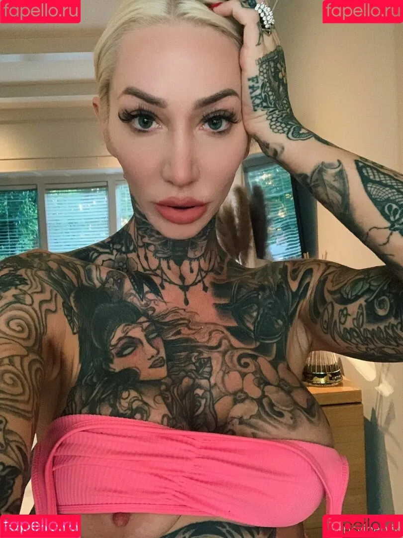 parisvipervip Onlyfans Photo Gallery 