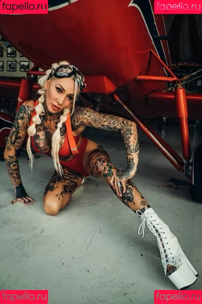 parisvipervip Onlyfans Photo Gallery 