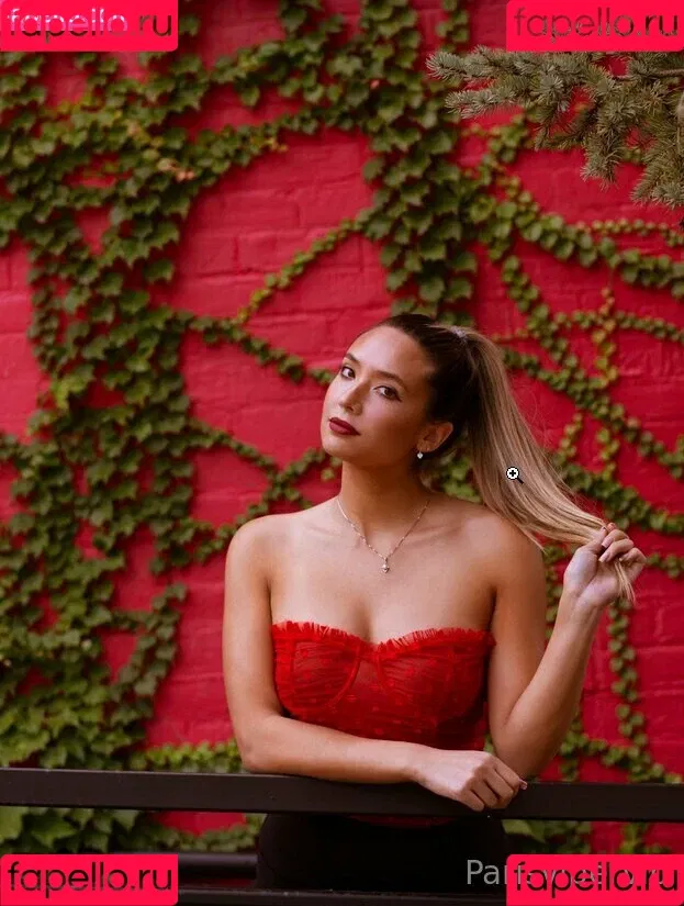parisvipervip Onlyfans Photo Gallery 