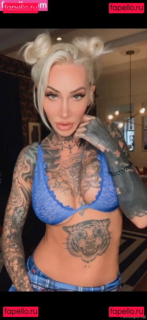 parisvipervip Onlyfans Photo Gallery 