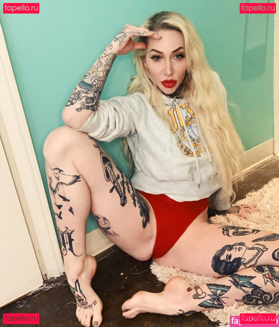 parisvipervip Onlyfans Photo Gallery 