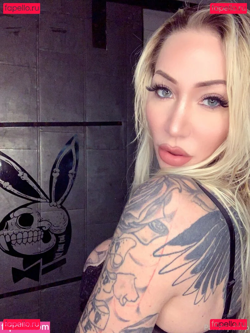 parisvipervip Onlyfans Photo Gallery 