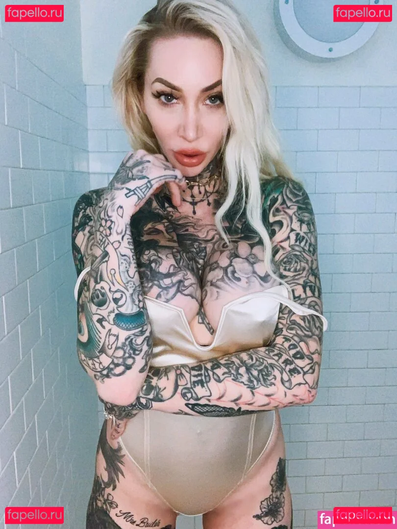 parisvipervip Onlyfans Photo Gallery 