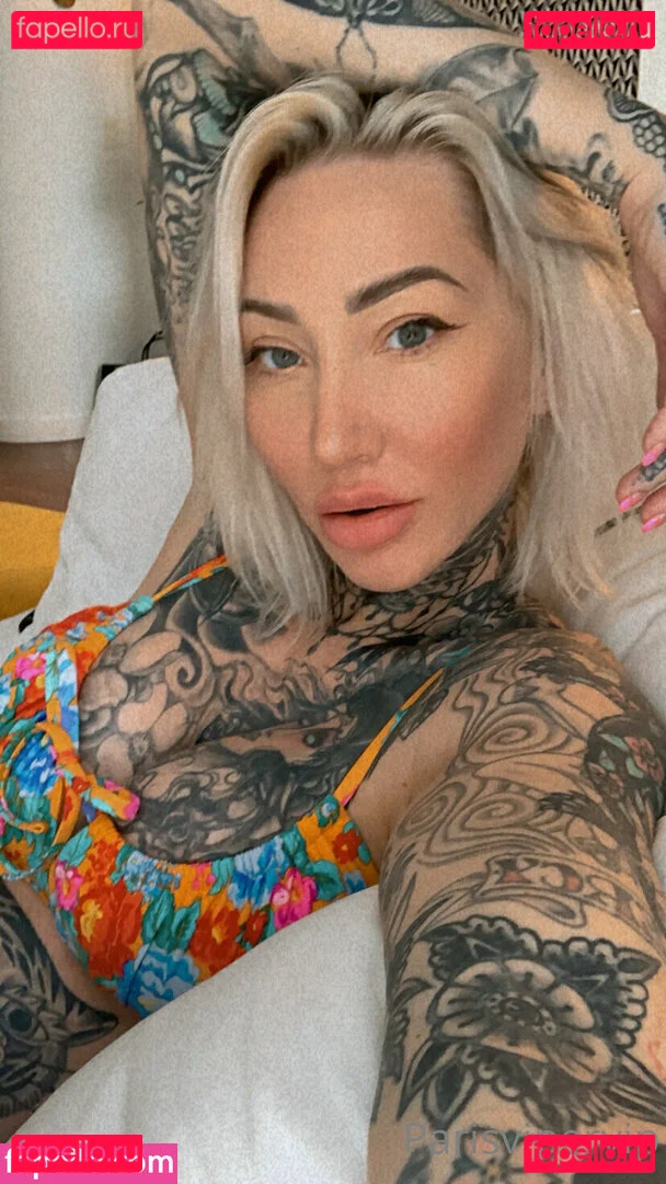 parisvipervip Onlyfans Photo Gallery 