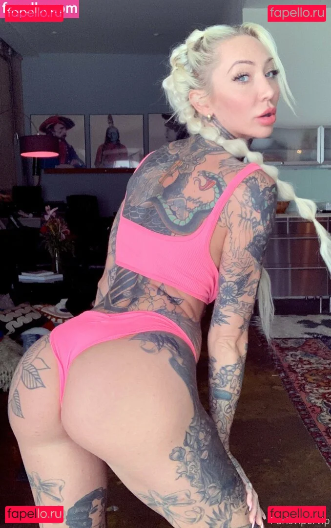 parisvipervip Onlyfans Photo Gallery 