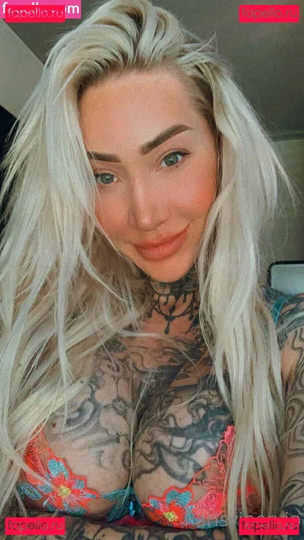 parisvipervip Onlyfans Photo Gallery 