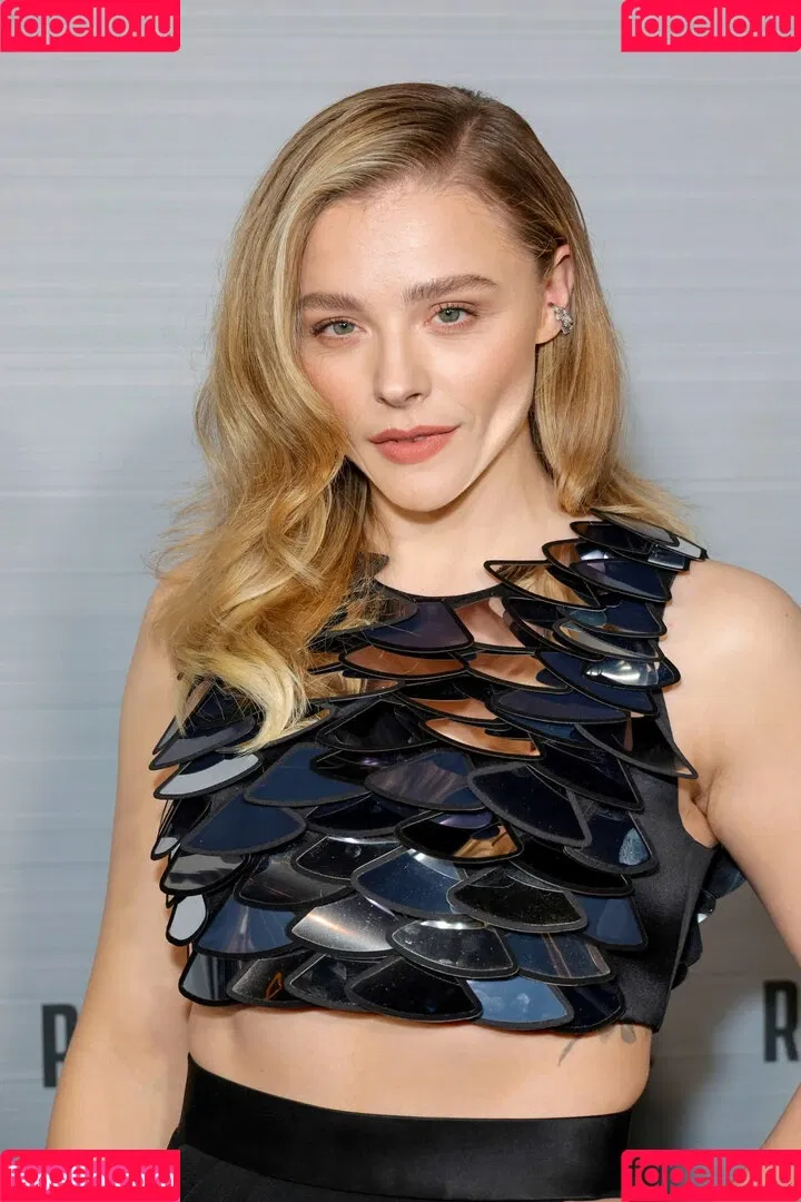 Chloë Grace Moretz Onlyfans Photo Gallery 