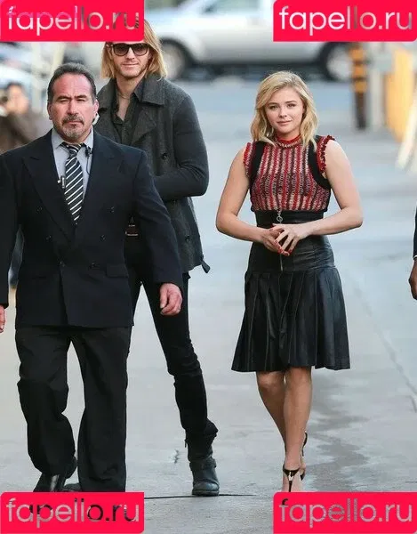 Chloë Grace Moretz Onlyfans Photo Gallery 