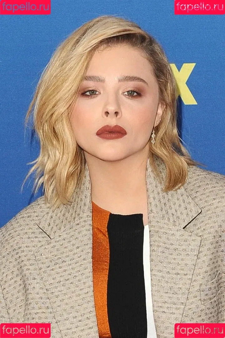 Chloë Grace Moretz Onlyfans Photo Gallery 