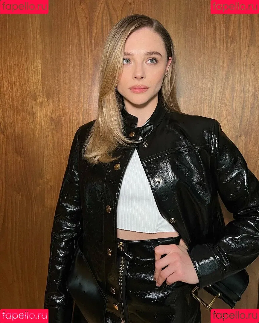 Chloë Grace Moretz Onlyfans Photo Gallery 