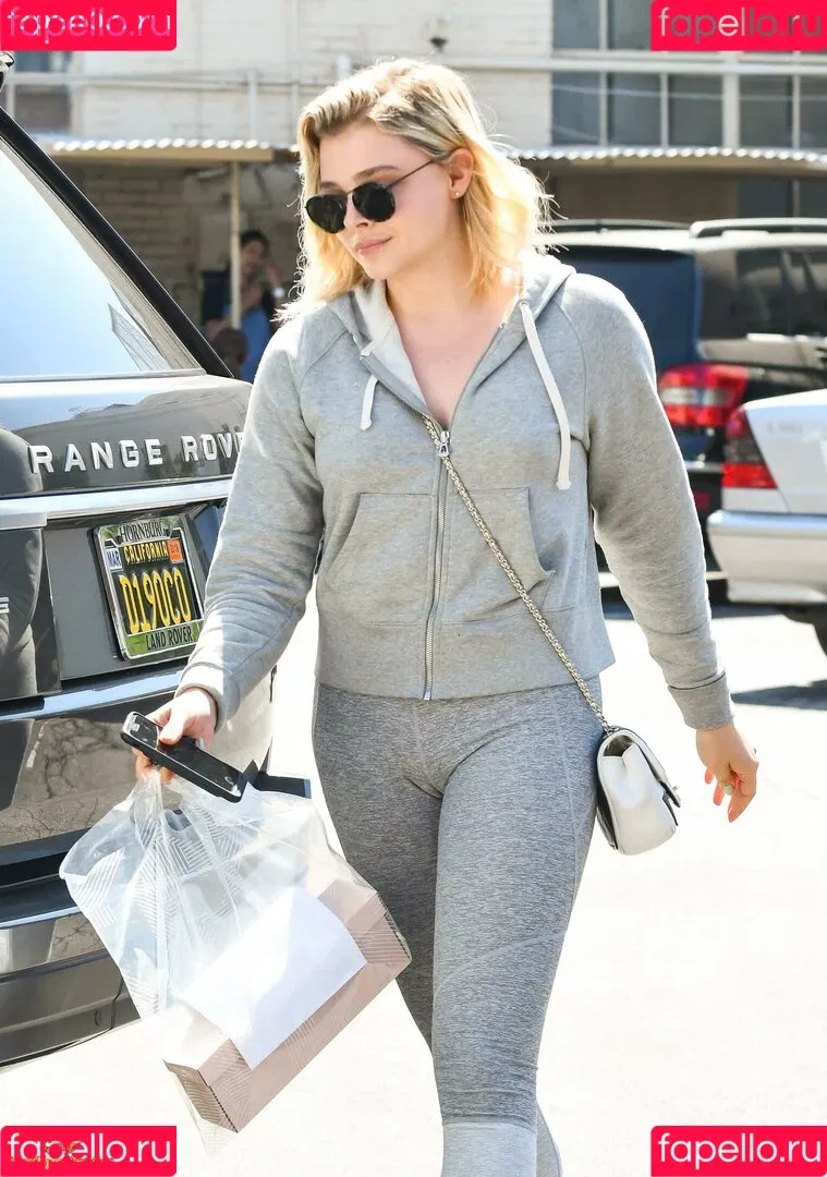Chloë Grace Moretz Onlyfans Photo Gallery 