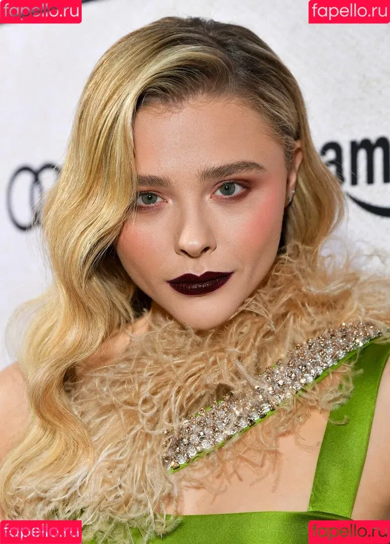 Chloë Grace Moretz Onlyfans Photo Gallery 