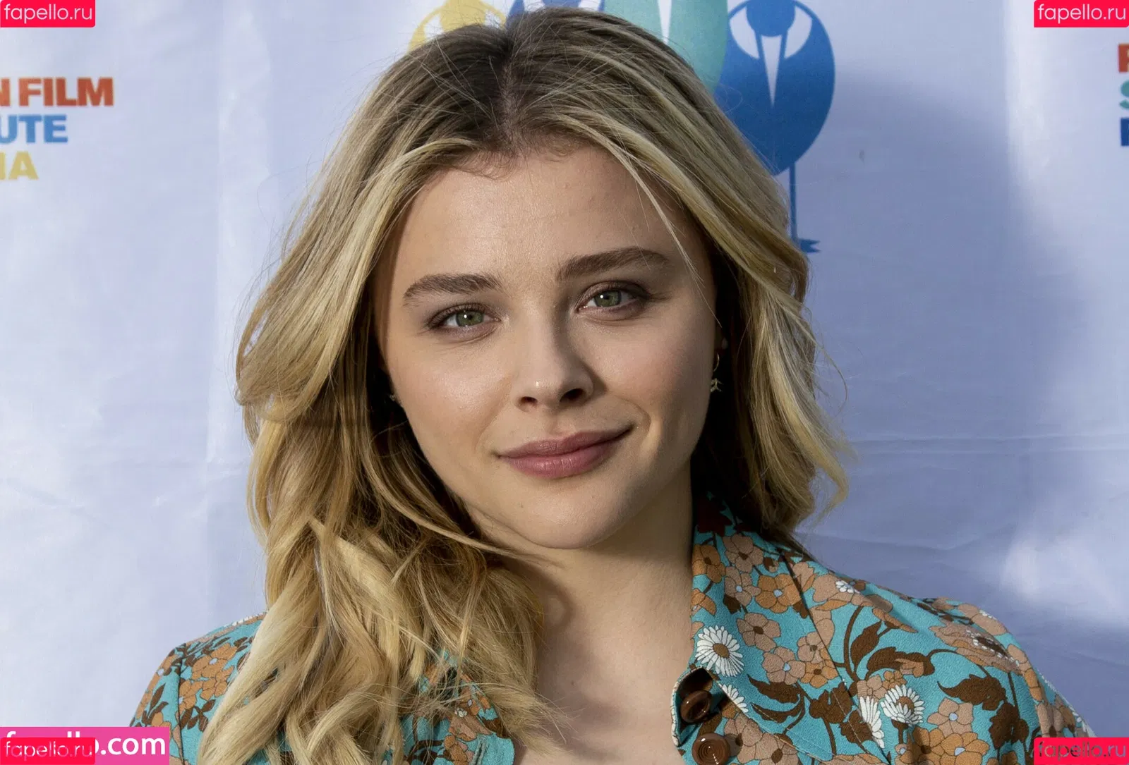 Chloë Grace Moretz Onlyfans Photo Gallery 
