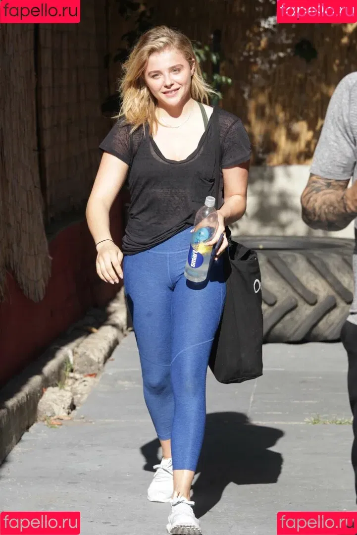 Chloë Grace Moretz Onlyfans Photo Gallery 
