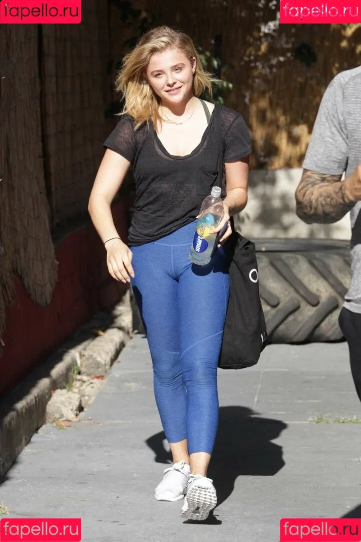 Chloë Grace Moretz Onlyfans Photo Gallery 