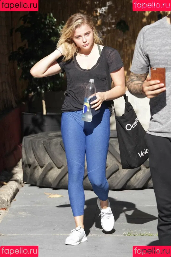 Chloë Grace Moretz Onlyfans Photo Gallery 