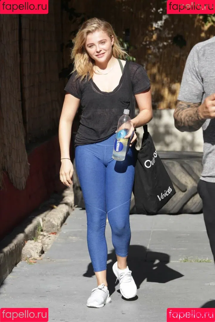 Chloë Grace Moretz Onlyfans Photo Gallery 