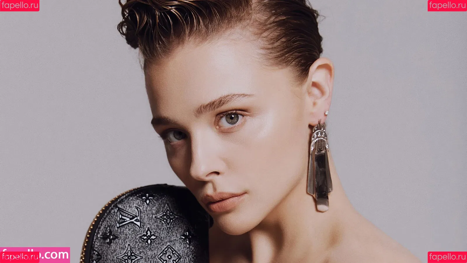 Chloë Grace Moretz Onlyfans Photo Gallery 