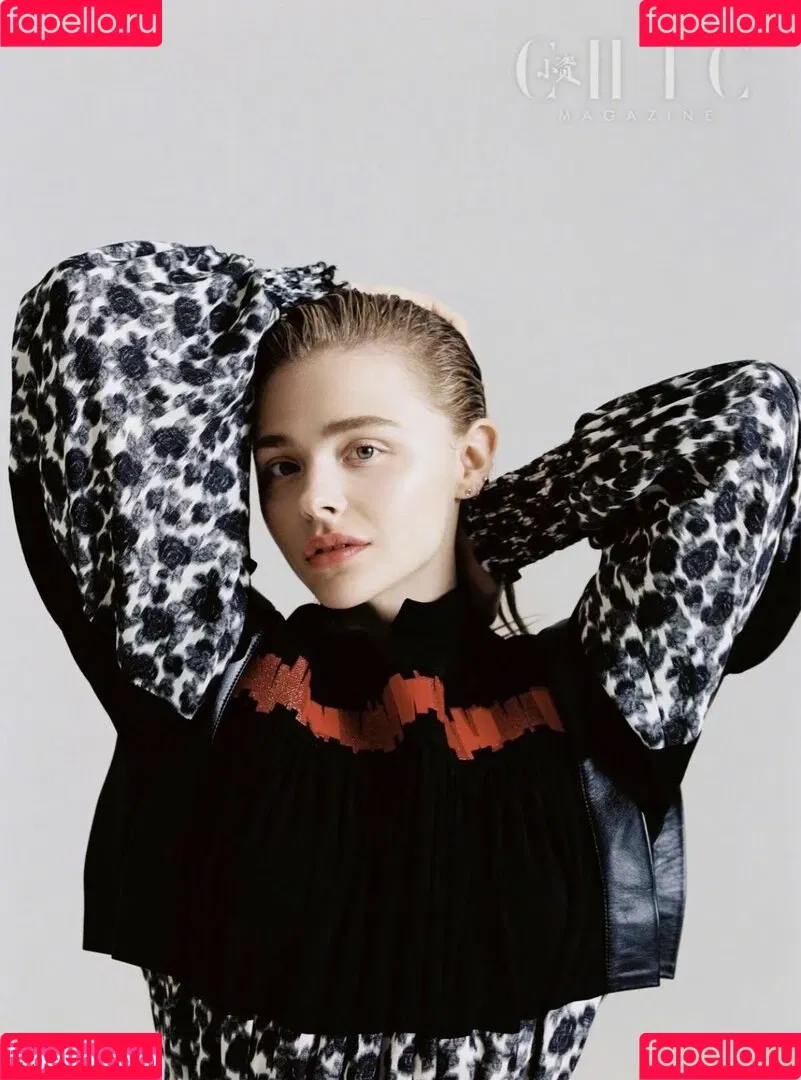 Chloë Grace Moretz Onlyfans Photo Gallery 