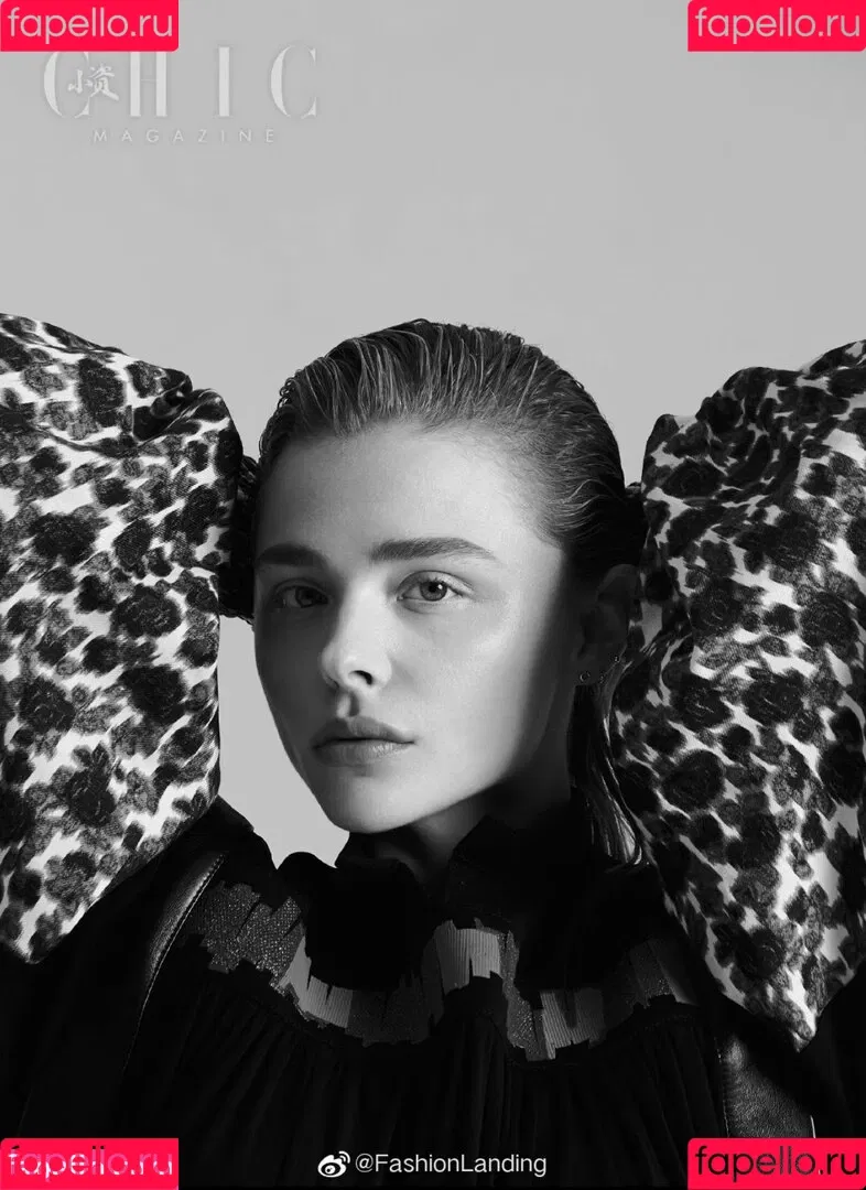 Chloë Grace Moretz Onlyfans Photo Gallery 