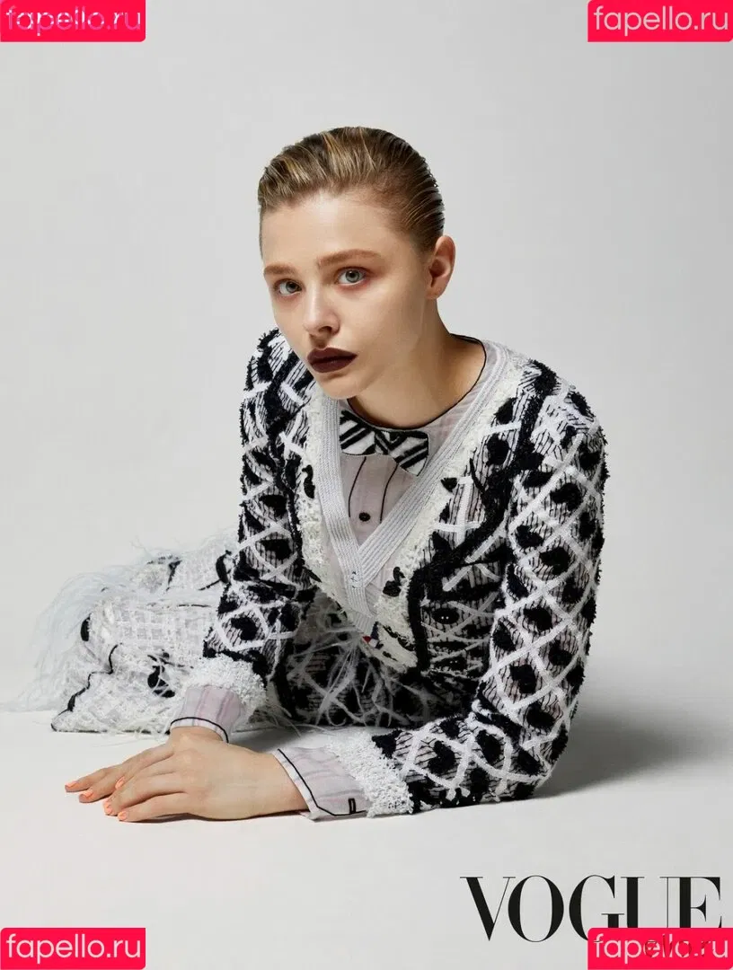 Chloë Grace Moretz Onlyfans Photo Gallery 
