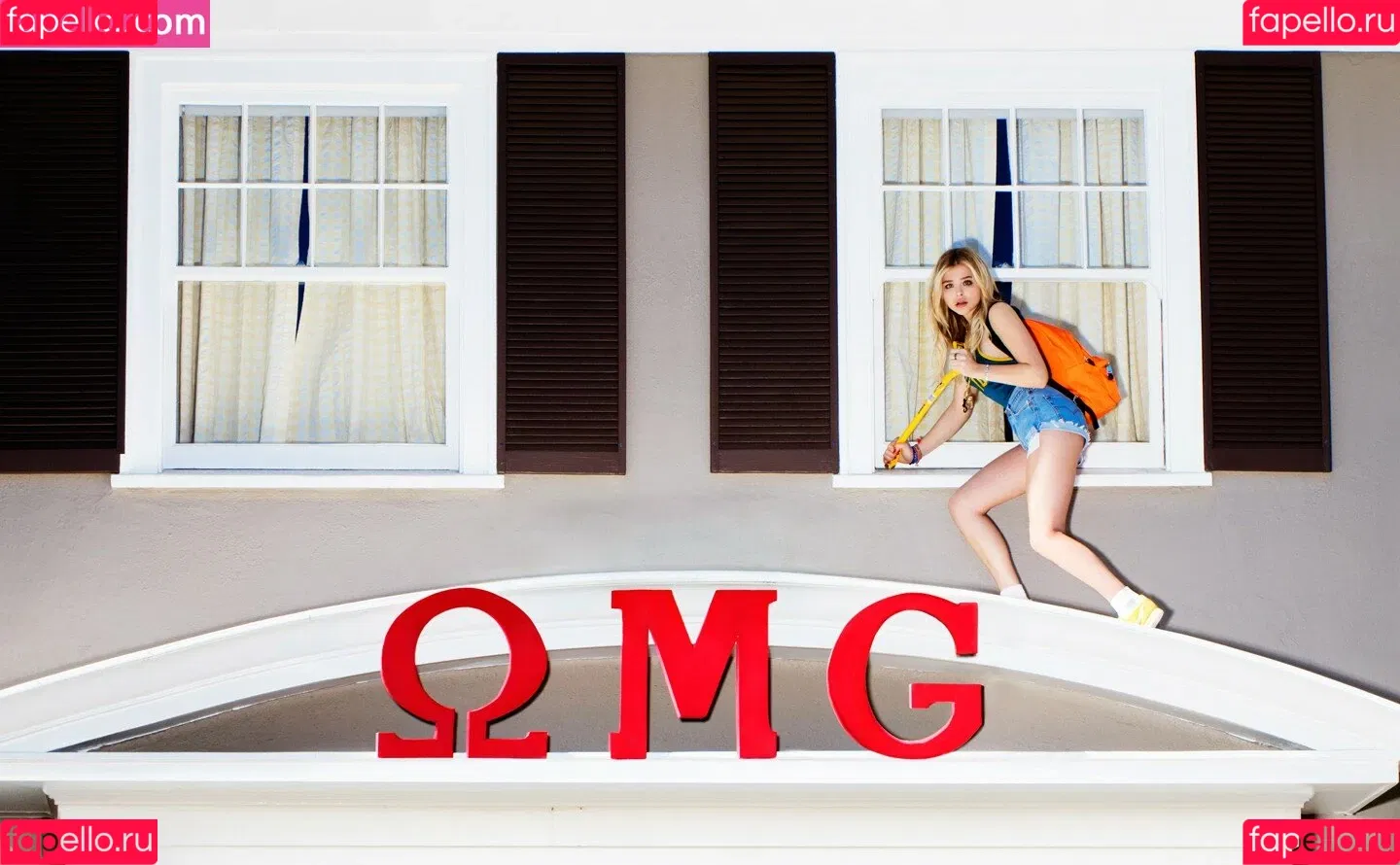 Chloë Grace Moretz Onlyfans Photo Gallery 